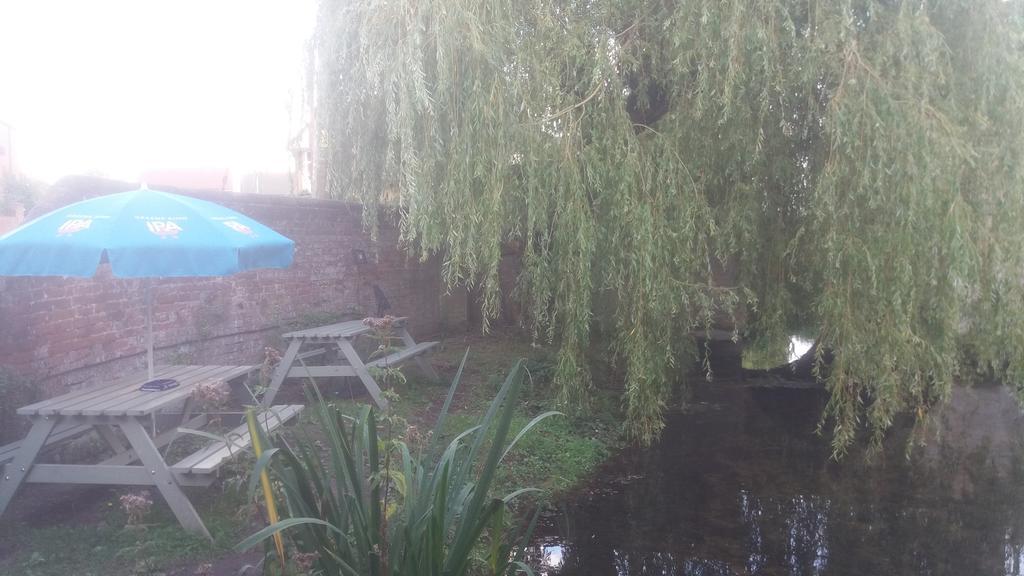 The Wensum Lodge Hotel Fakenham Exterior foto